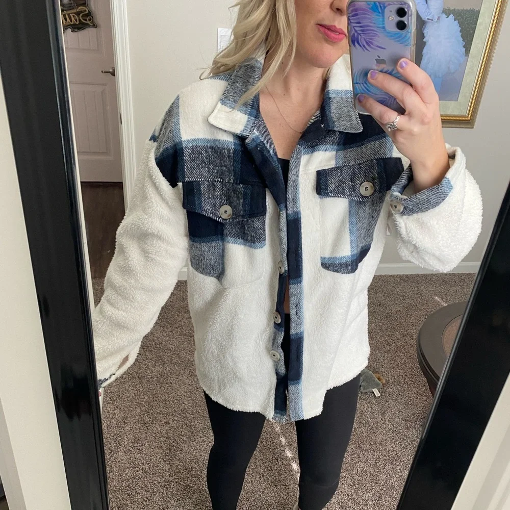 Shacket - Picture 2 of 5